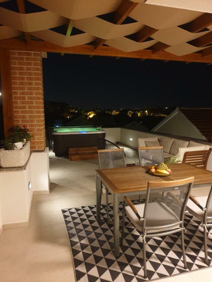 Apartments Ivanov Задар Екстер'єр фото